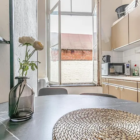 Lovely & Comfortable At Heart Of Apartment Ghent